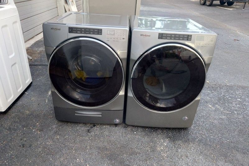 2023 Whirlpool Washer And Dryer Set 