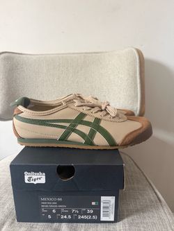 Onitsuka tiger  Mexico 66  US women 7 beige /grass green