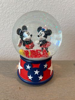 4th of July Mickey snow globe