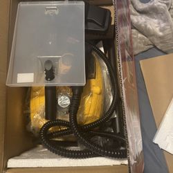  915e Multi-Purpose On-Demand Steam Cleaner and Wallpaper remove