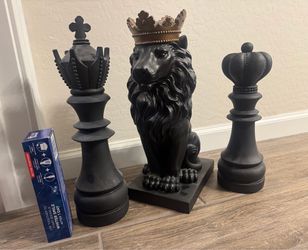Home Decor - Lion King Queen Chess Resin