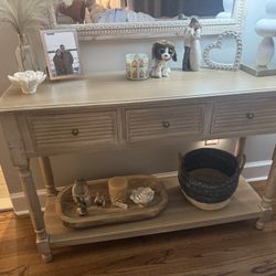 Sofa / Entryway Table