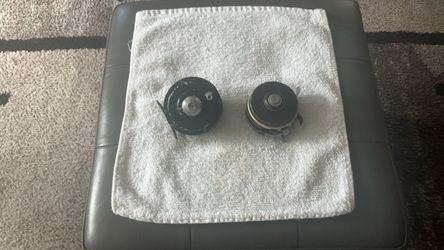 2 fly fishing reels