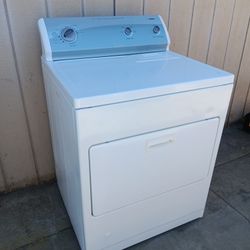 Secadora de gas marca Kenmore 