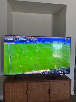 65”inch TV UltraHD 4k FOR SALE - RIVERSIDE