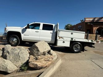 2015 GMC Sierra 3500 HD Crew Cab & Chassis