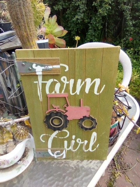 Small Farm Girl Sighn With Hinges 15x10... Patterson