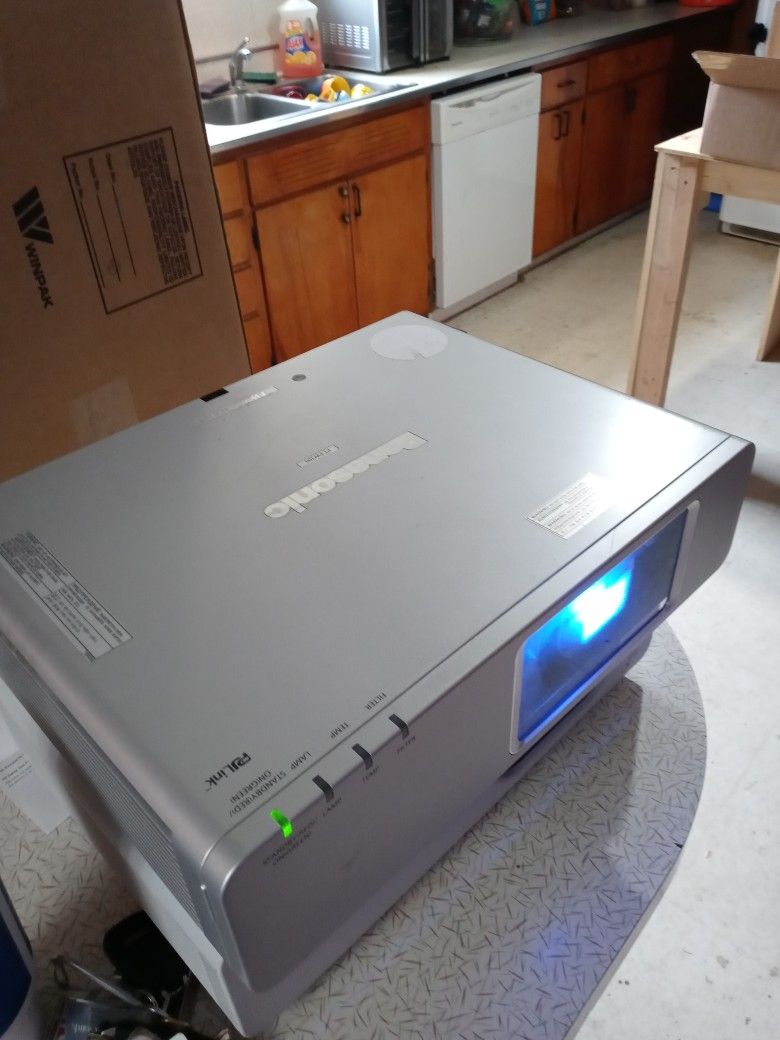 Panasonic Projector Pt Fw 430 WXGA