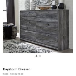 Six drawer dresser