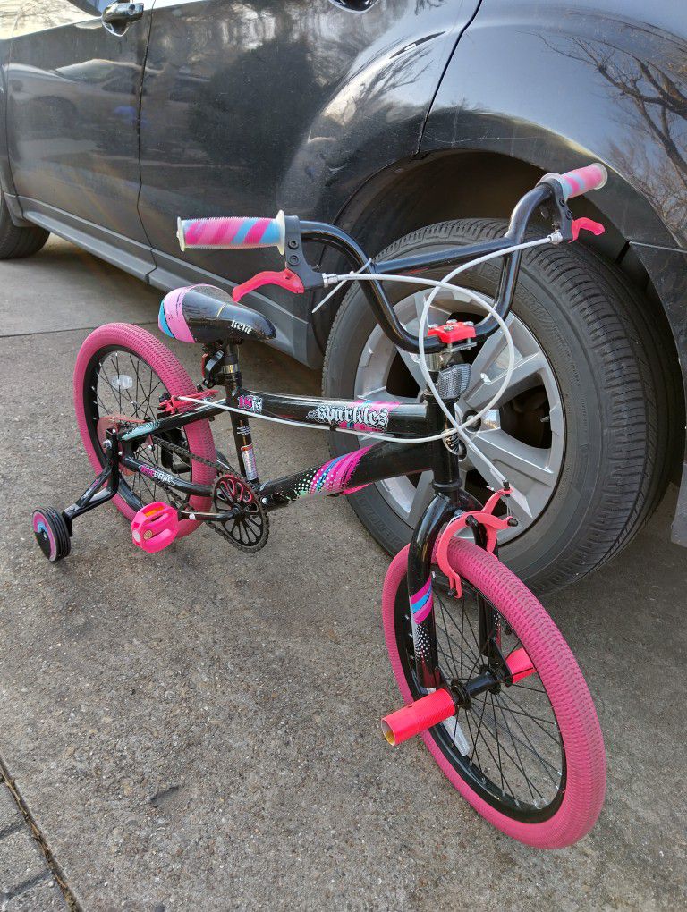 Med,,,Girls Pink Bike $57