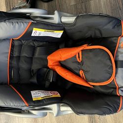 Baby Trend Car Seat / Stroller