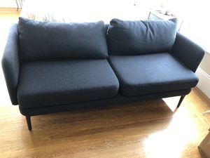 Photo Brand new West Elm couch (70”)
