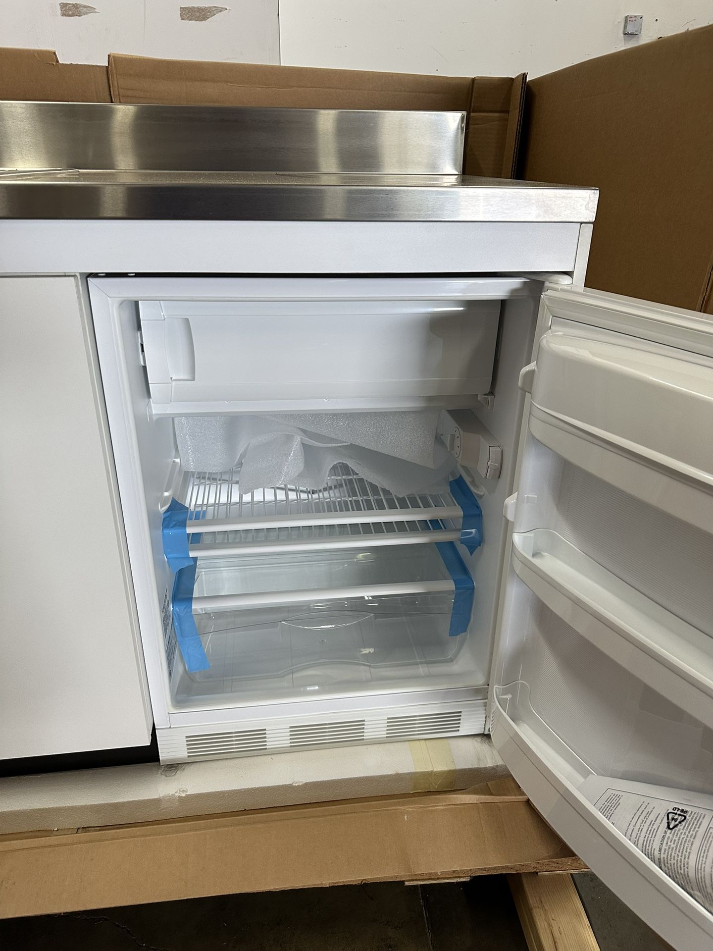 Kitchenette ***NEW*** wfdjnjc.com