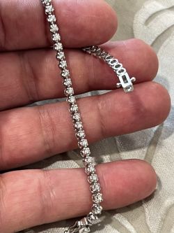 14k white gold and 1.75ct diamonds Bracelet