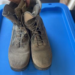 Wellco Boots Size 10