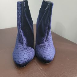 Blue Velvet Booties sz 9