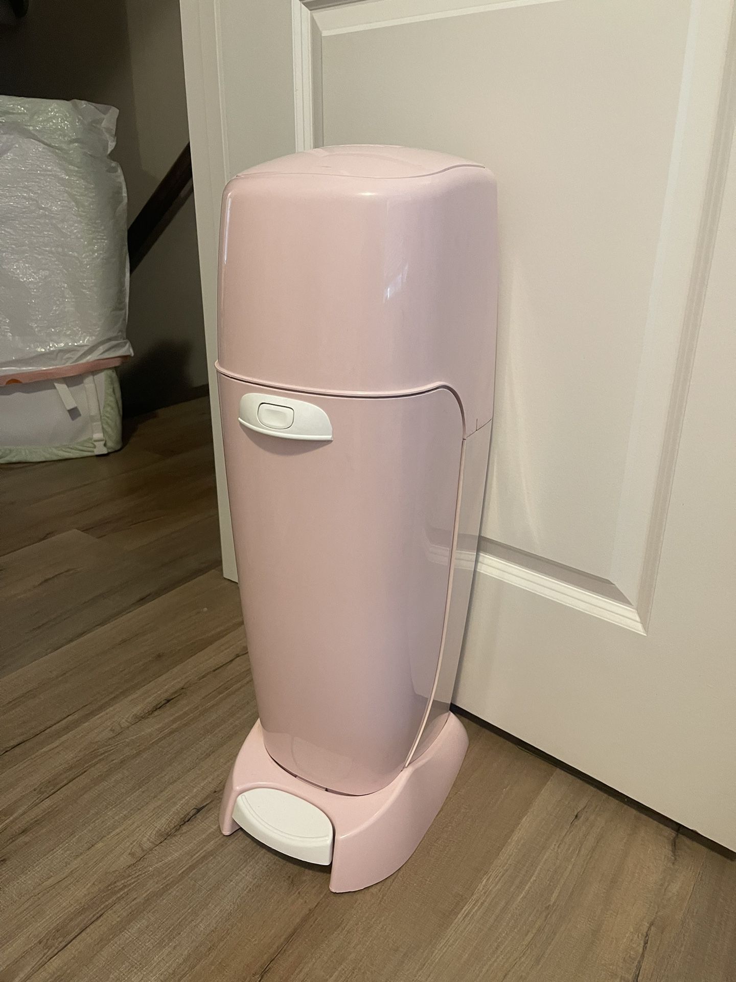 Diaper Genie With One Refill Included