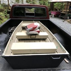 Flat Bottom Boat 