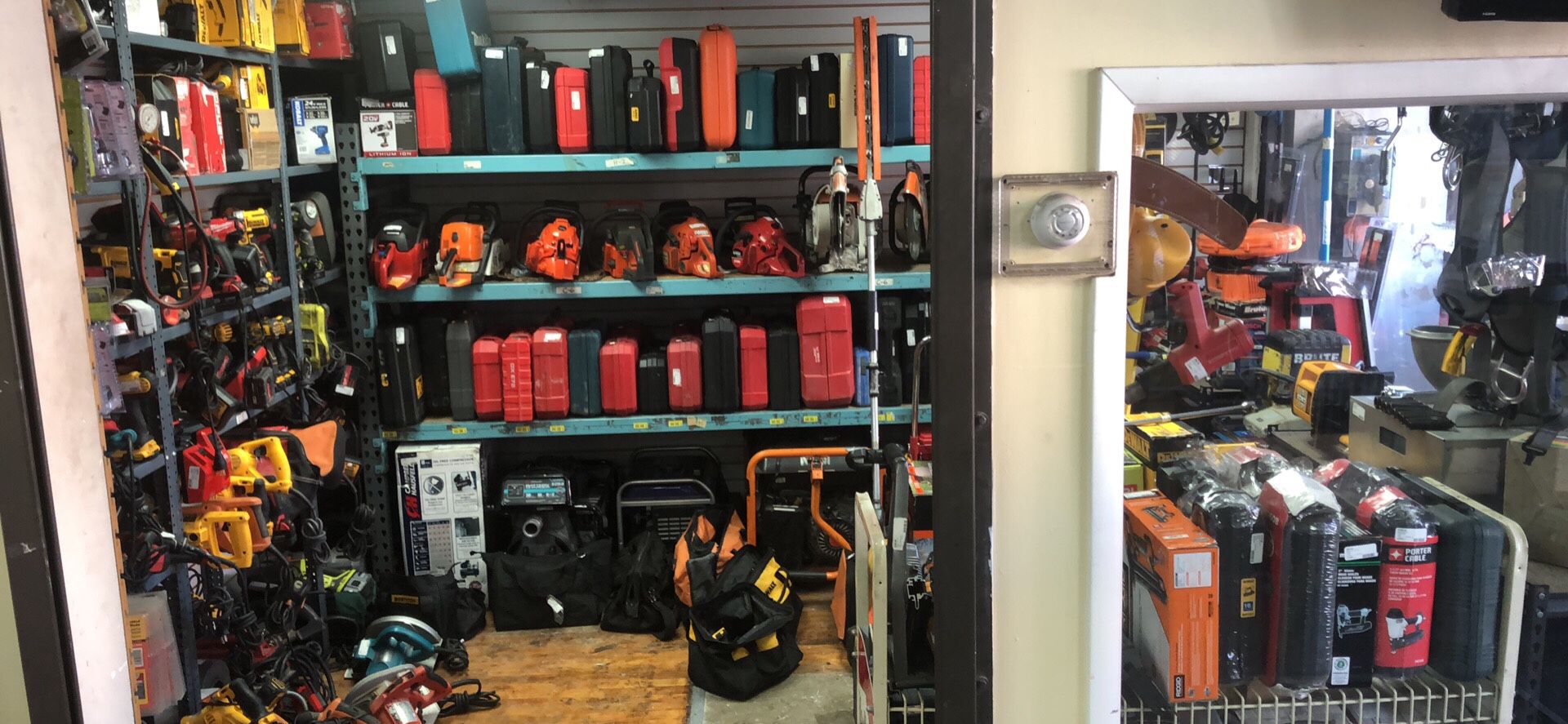 Tools-Hand/Power STARTING AT $69‼️& UP 👈🏾 TOOLS‼️TOOLS‼️MILWAUKEE / DEWALT/ MIKTA / SNAP-ON etc.
