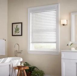 New 2 inch Windows blinds 35x72 new in box