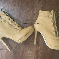 Womens Madden Girl Heeled boots Size 10