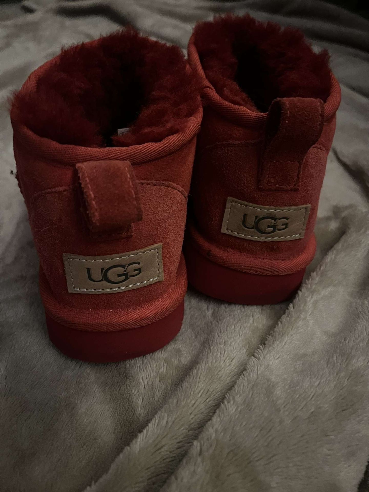 UGGS