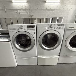 LG Washer And Dryer Set “27 ( Lavadora Y Secadora )