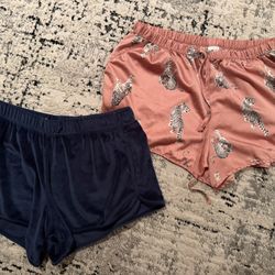 Women’s Shorts Size Large Jeans And Pjs