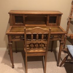 Table And Chair 