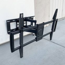 (New in Box) $39 Large Swivel 37-75” TV Wall Mount Bracket, VESA 600x400mm, Max Weight 110 LBS