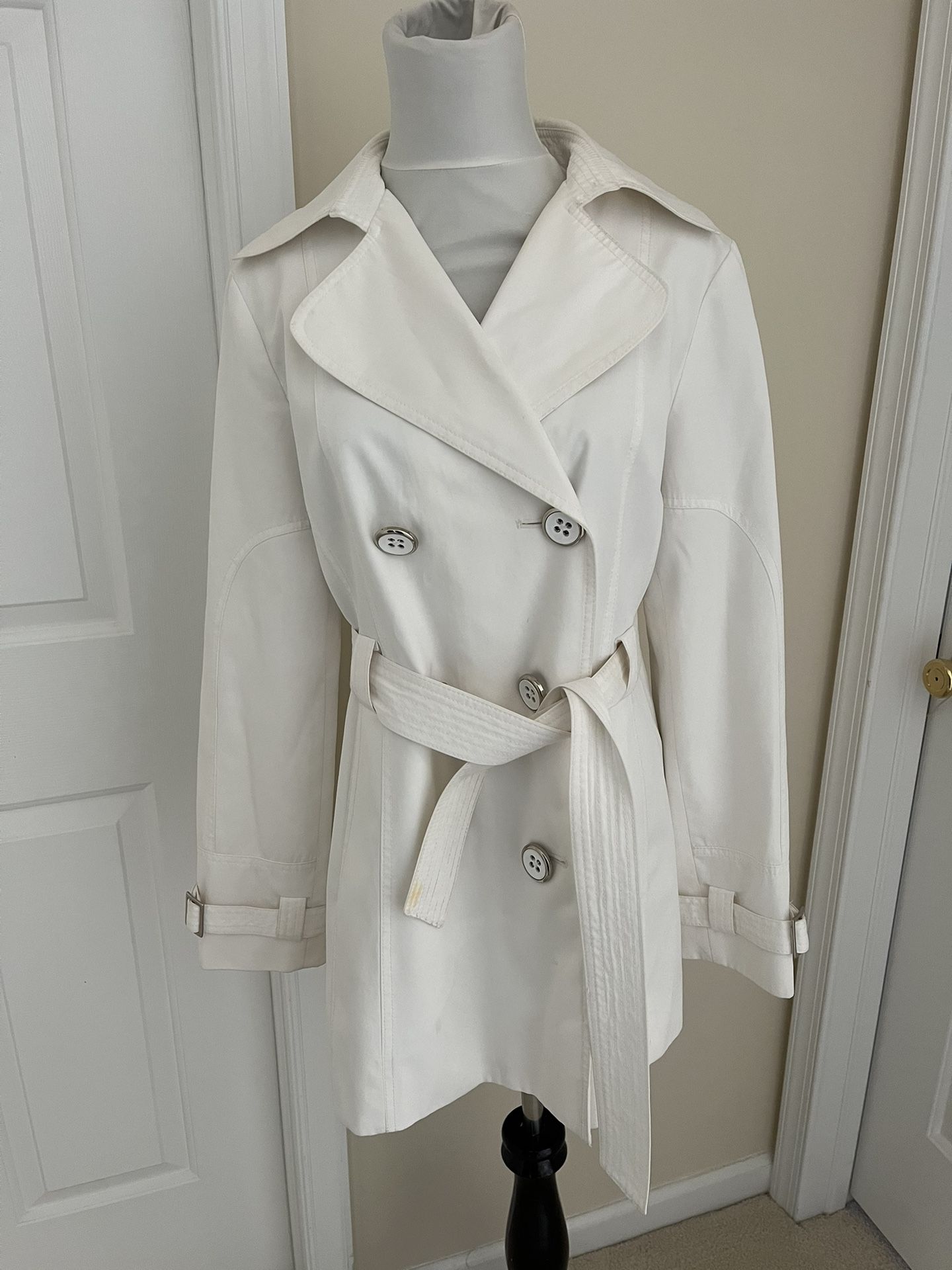 WHBM white Trench Coat M