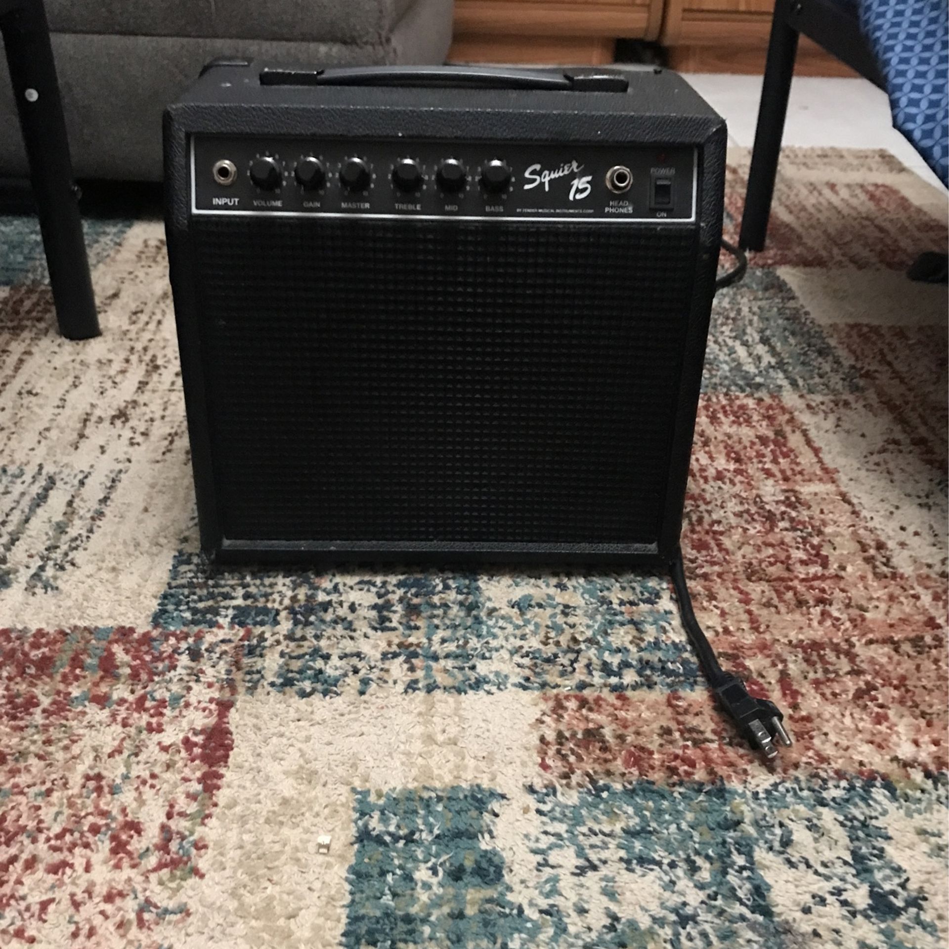 Squier 15 Amplifier 