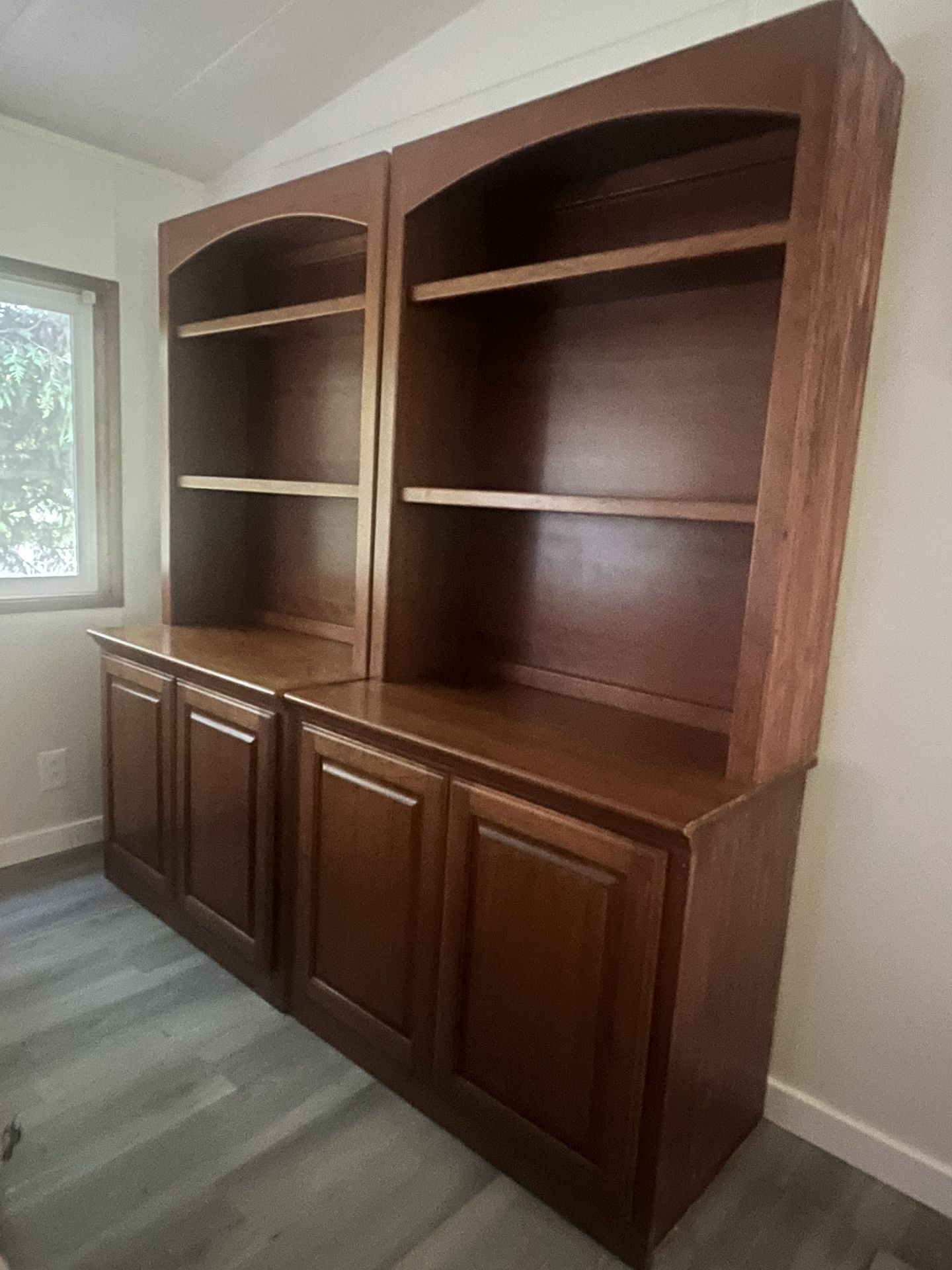 Shelves W/ Cabinet