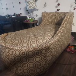 Chaise Lounge