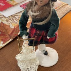 Buyers Collectsbles Dolls