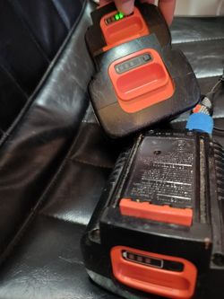3 Like New Black+Decker 40V Lithium Ion Battery 2.5AH 2.0AH 1.5AH for Sale  in San Diego, CA - OfferUp