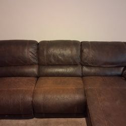 3 Piece Lether Couch With Recliner