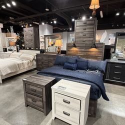 4PC Queen Bedroom Set