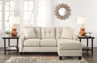 BRAND NEW SOFA CHAISE