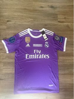 Real Madrid 2016/17 away jersey