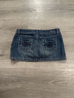 Vintage 2000s Billabong Women’s Lowrise Denim Mini Skirt with Black Rose Embroidery