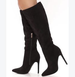 Fashion Nova New Box Black Heel Boots Size 9