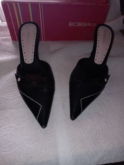 BCBG size 9.5