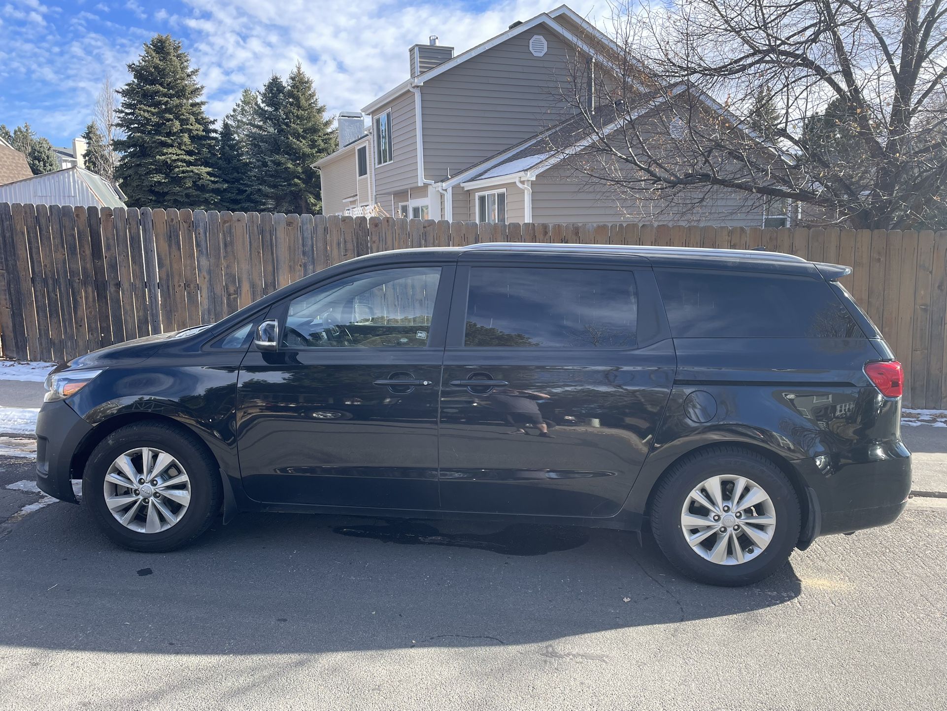 2016 KIA Sedona LX