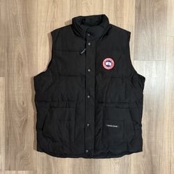 Canada Vest men’s size L/XL Black 