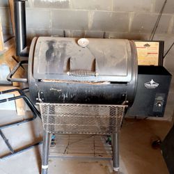 Pellet Smoker/ Grill 