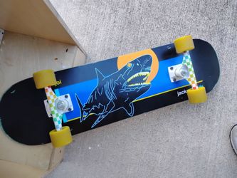Skateboard Jackson pilz