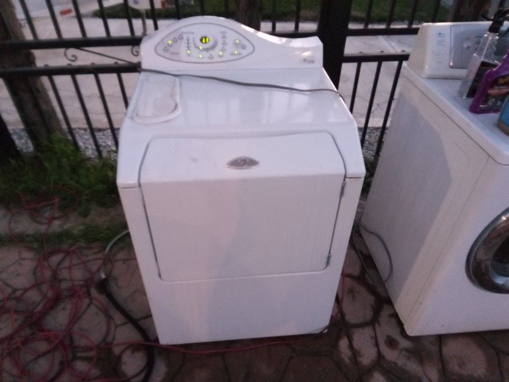 Neptune Washing Machine By Maytag 