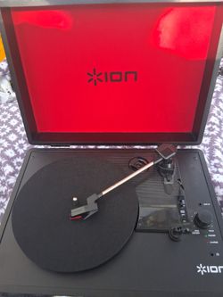 ION Audio Vinyl Transport Turntable type Belt drive Red