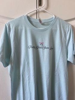 Pretty girls save lives size M.